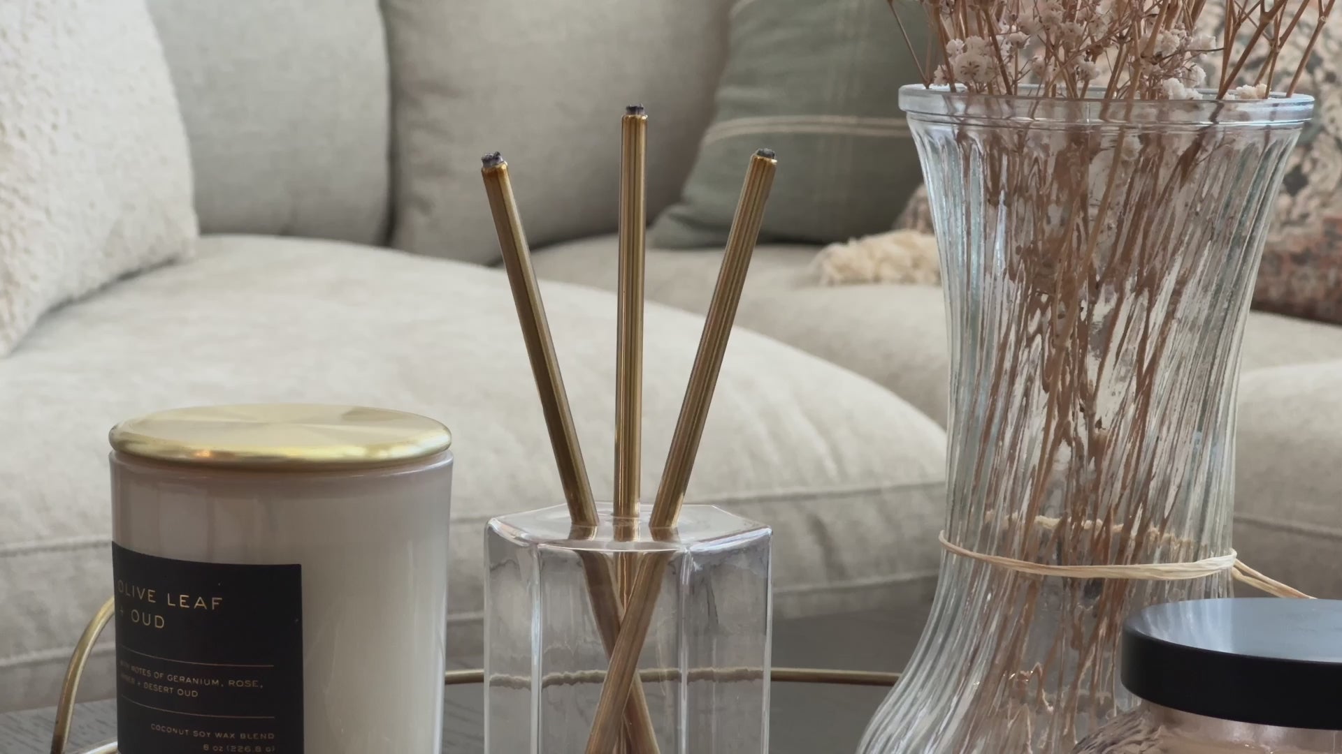 oil candle gif v4.mp4__PID:629d7309-336f-4132-b18d-4fb48c59add7